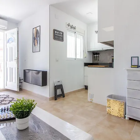 Apartment 2 Bedroom Stunning In Torrevieja